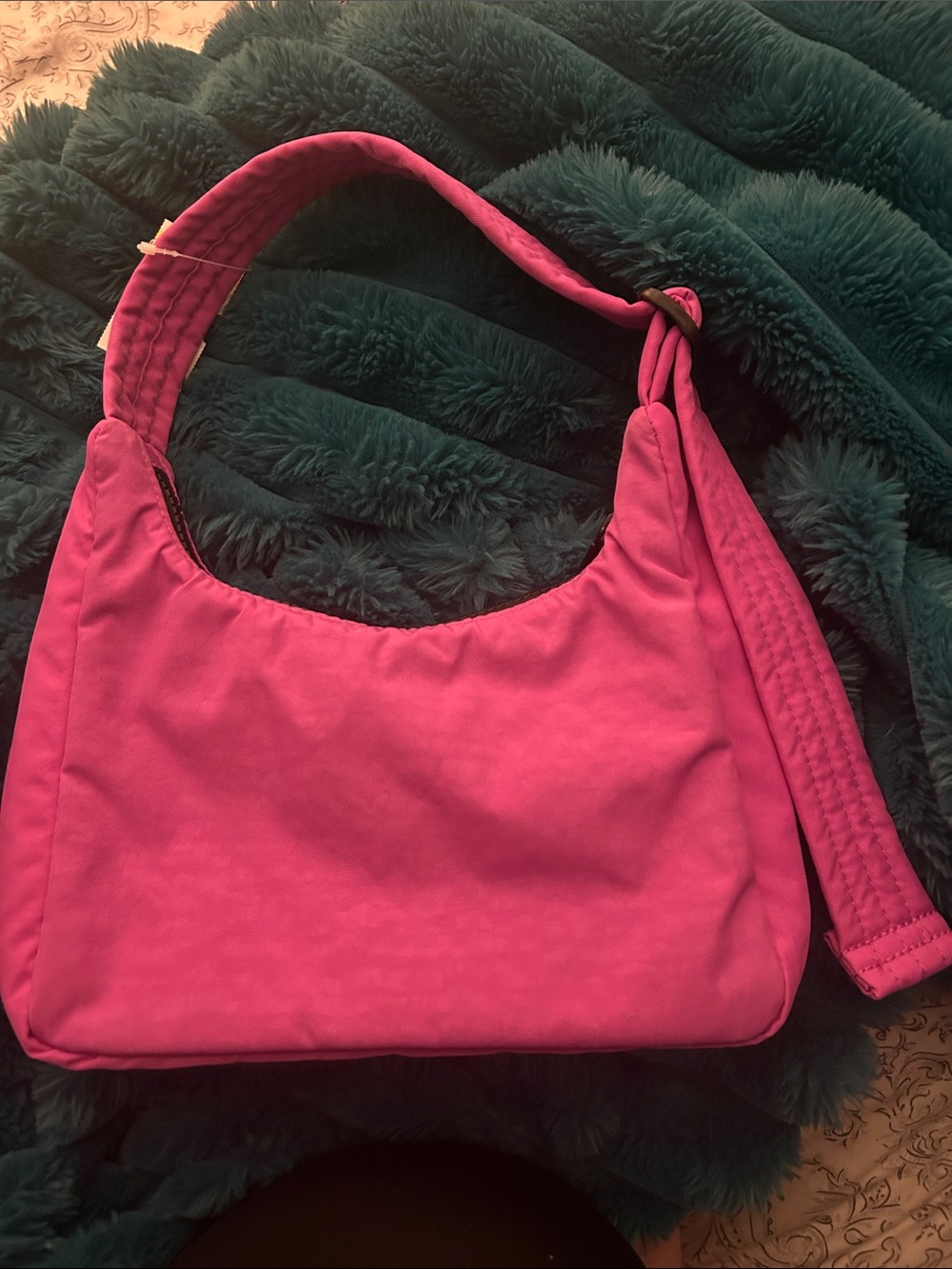 Baggu Women’s Hot Pink Shoulder Bag - Lightweight Everyday Style - Picture 1 of 2